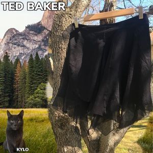 TED BAKER | Y2K | Handkerchief Scarf Raw Hem Textured Layered Boho Skirt